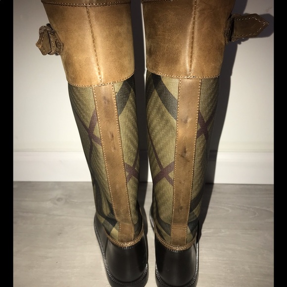 Burberry rain boots EU 36 US 6 - Picture 6 of 8